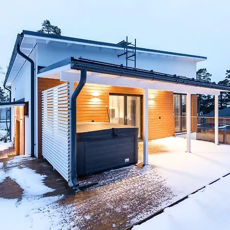 Lighthouse Villa Mariehamn